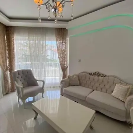 Красивая Квартира На Первой Линии С Бассейном Apartament *