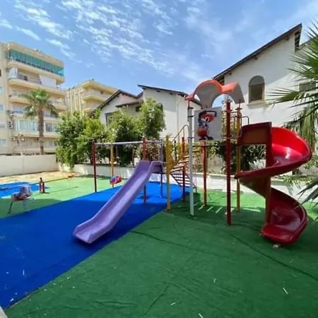 Красивая Квартира На Первой Линии С Бассейном Apartament Alanya